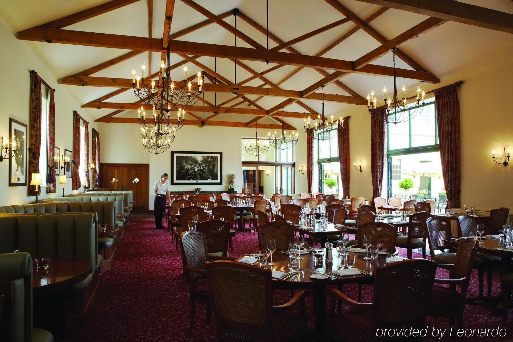 Luton Hoo Hotel, Golf And Spa Restoran fotoğraf The dining room at the Leonia Hotel