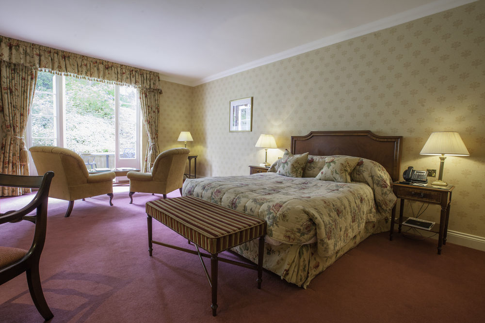 Luton Hoo Hotel, Golf And Spa Dış mekan fotoğraf A bedroom at the hotel