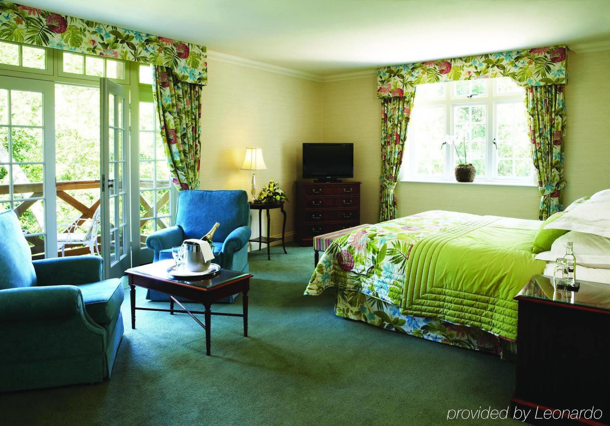 Luton Hoo Hotel, Golf And Spa Oda fotoğraf A room at the hotel